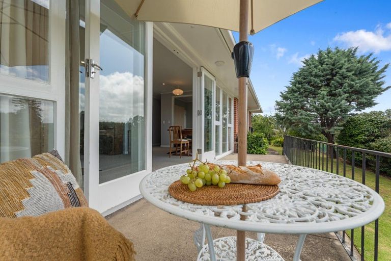 Photo of property in 3 Hastie Avenue, Mangere Bridge, Auckland, 2022