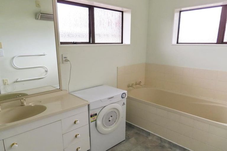 Photo of property in 5 California Drive, Totara Park, Upper Hutt, 5018