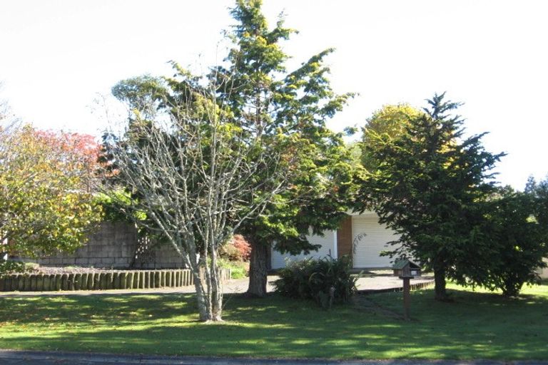 Photo of property in 22 Benalder Crescent, Tokoroa, 3420