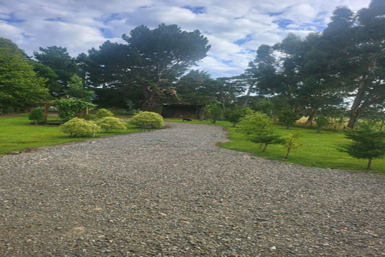 Photo of property in 71 Railway Road, Dalefield, Carterton, 5791