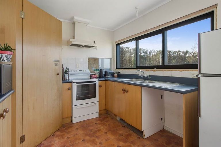 Photo of property in 24 Koutunui Road, Athenree, Katikati, 3177