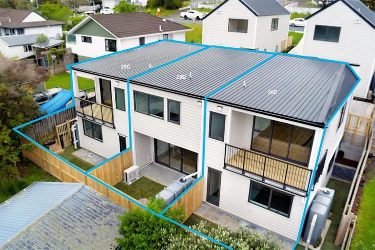 Photo of property in 28d Moire Road, Massey, Auckland, 0614