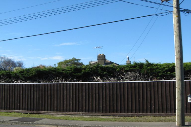 Photo of property in 175 Palmers Road, New Brighton, Christchurch, 8083