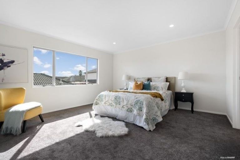 Photo of property in 3 Banshire Close, Flat Bush, Auckland, 2016
