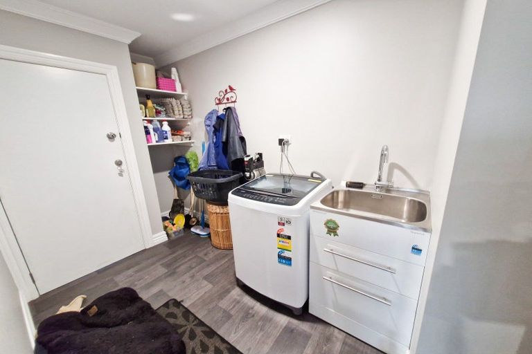 Photo of property in 126 Mcquarrie Street, Kingswell, Invercargill, 9812