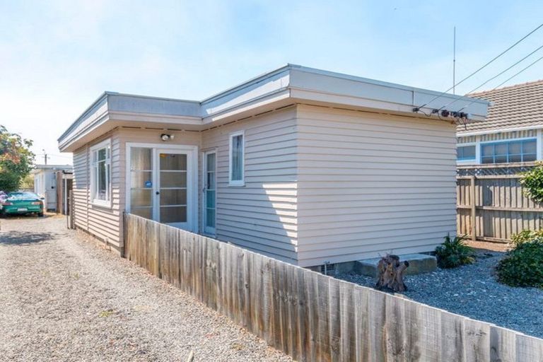 Photo of property in 21 Keppel Street, New Brighton, Christchurch, 8083