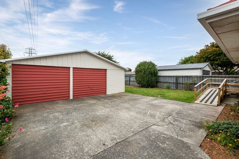 Photo of property in 360 Wairakei Road, Burnside, Christchurch, 8053