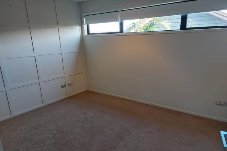 Photo of property in 1 Stockyard Crescent, Pukekohe, 2120