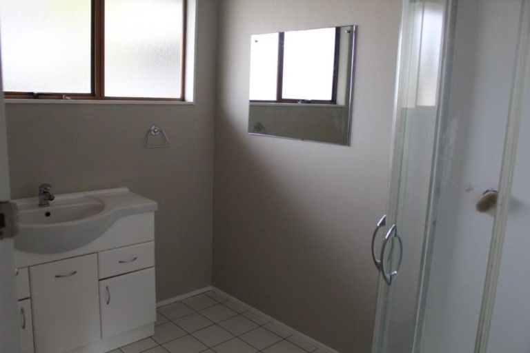 Photo of property in 15 Wear Street, Rongotea, 4476