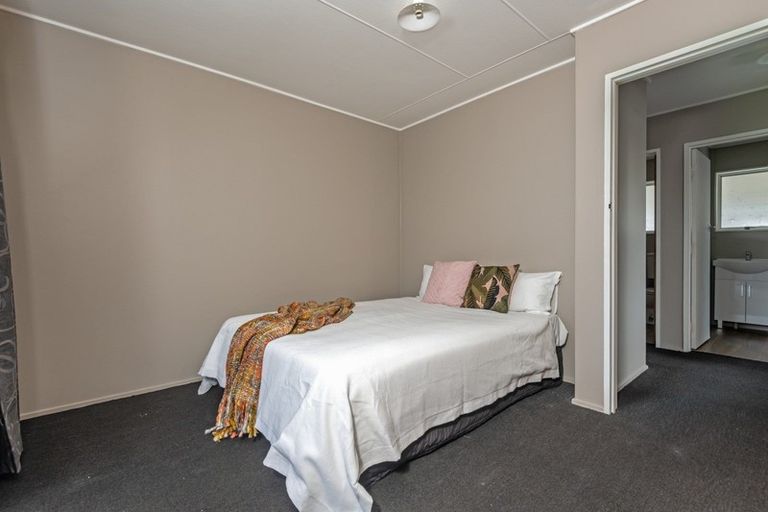 Photo of property in 73b Kaimanawa Street, Kelvin Grove, Palmerston North, 4414