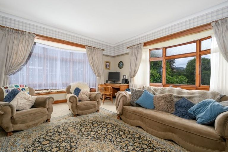 Photo of property in 50 Durham Street, Picton, 7220