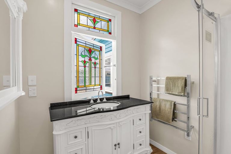 Photo of property in 93 Wood Street, Takaro, Palmerston North, 4410