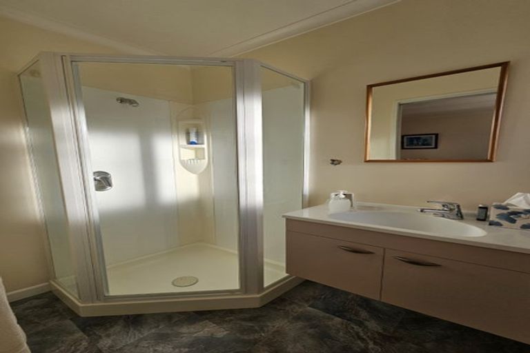 Photo of property in 398 Pine Hill Road, Pine Hill, Dunedin, 9010