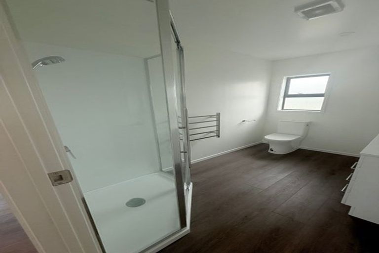 Photo of property in 128 Birkdale Road, Birkdale, Auckland, 0626