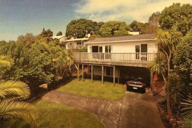 Photo of property in 6 Scott Road, Stanmore Bay, Whangaparaoa, 0932