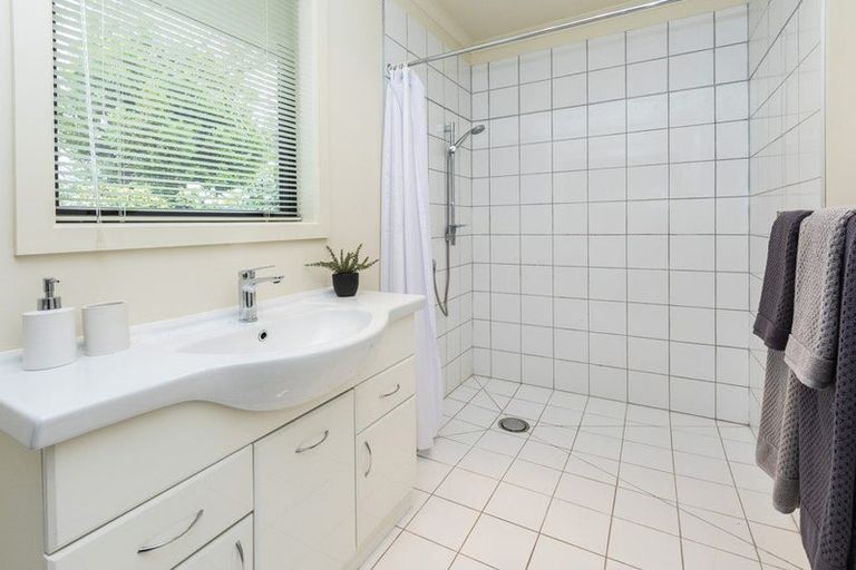 Photo of property in 154 Tancred Street, Linwood, Christchurch, 8062