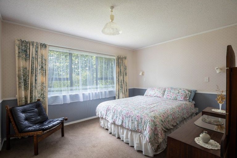 Photo of property in 2 Byron Place, Whalers Gate, New Plymouth, 4310