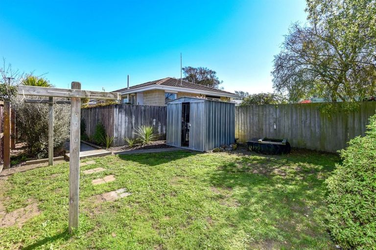 Photo of property in 1/129 Marriotts Road, New Brighton, Christchurch, 8083