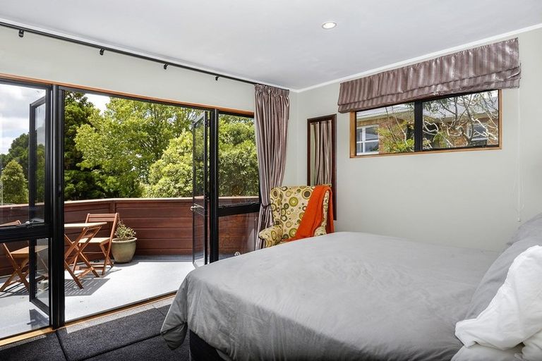 Photo of property in 2c Cradock Street, Avondale, Auckland, 1026