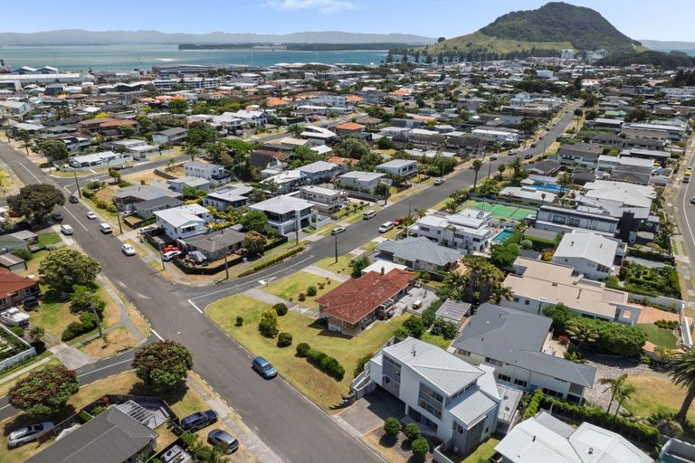 Photo of property in 35 Muricata Avenue, Mount Maunganui, 3116