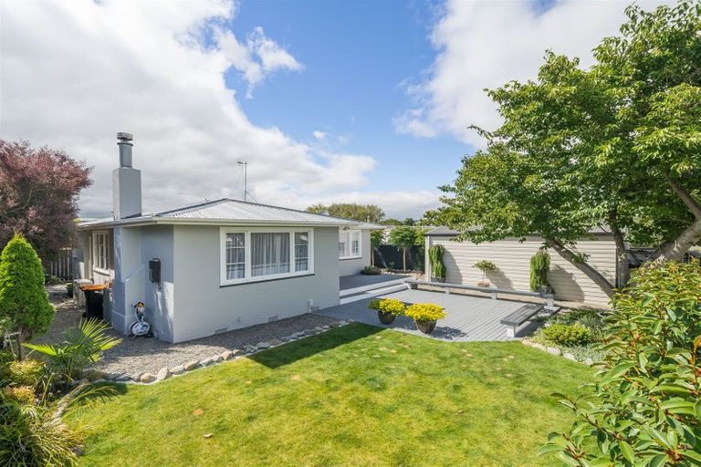 Photo of property in 2 Ascot Street, Hokowhitu, Palmerston North, 4410