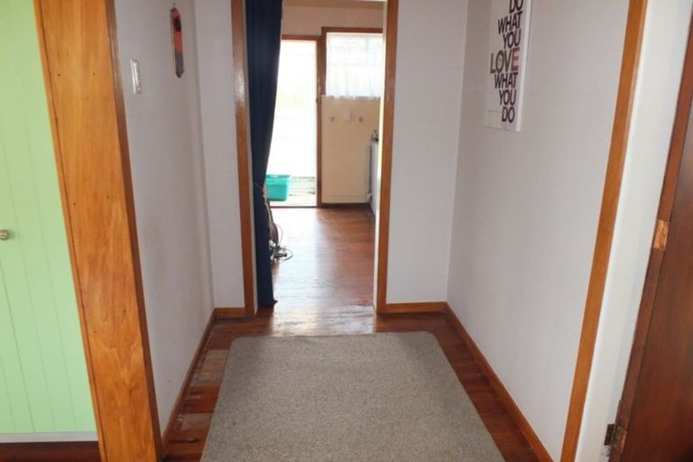 Photo of property in 8a Te Awa Street, Foxton Beach, Foxton, 4815