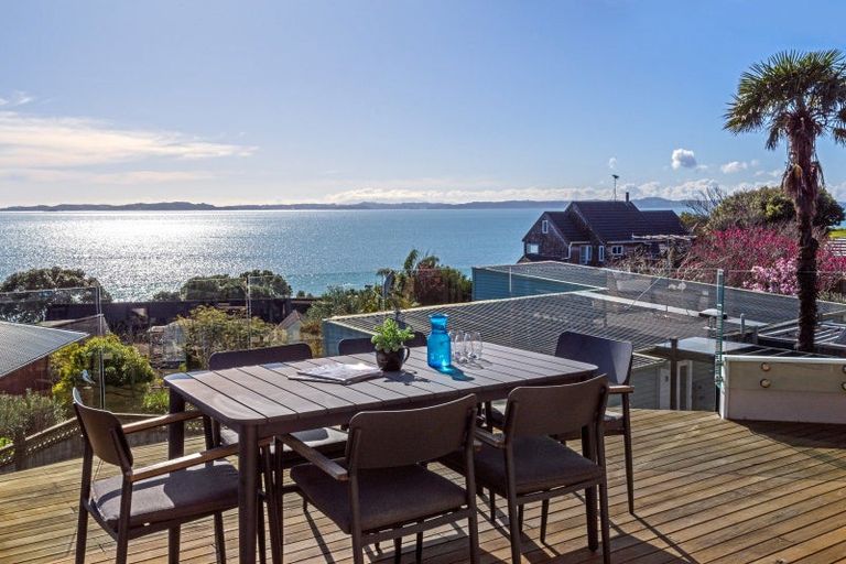 Photo of property in 153 Mellons Bay Road, Mellons Bay, Auckland, 2014