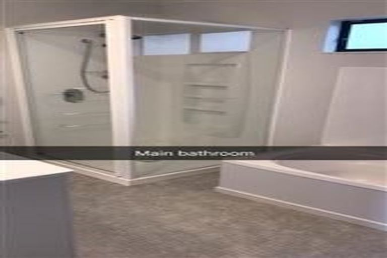 Photo of property in 45b Kakariki Grove, Waikanae, 5036