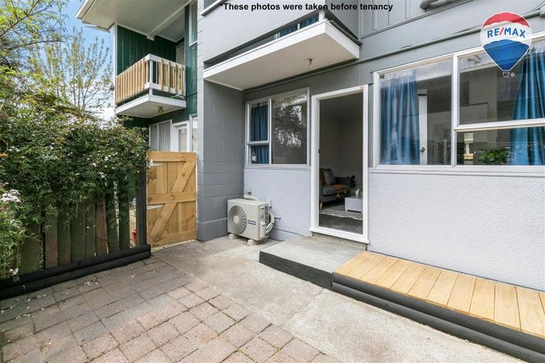 Photo of property in 2/100 Martin Street, Wallaceville, Upper Hutt, 5018