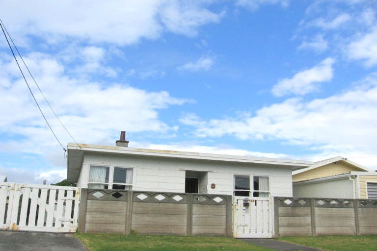 Photo of property in 9 Monro Street, Seatoun, Wellington, 6022