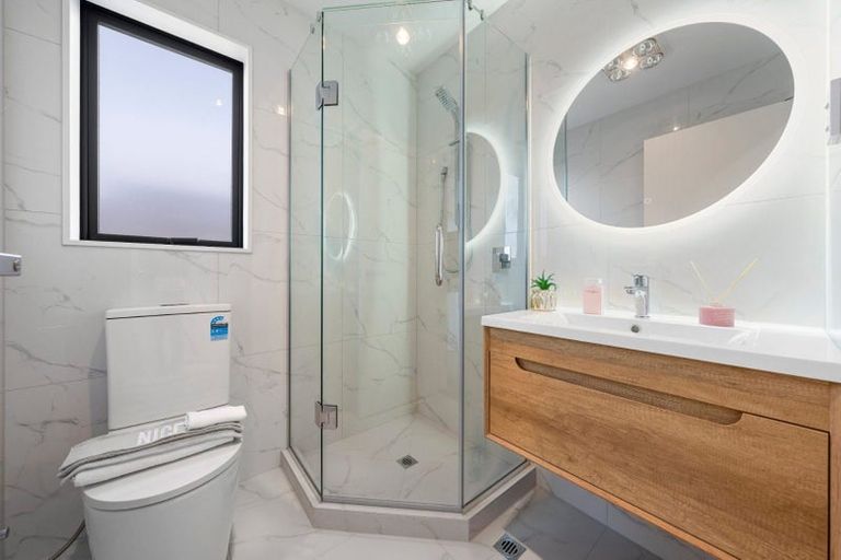 Photo of property in 4/12 Arney Road, Ranui, Auckland, 0612