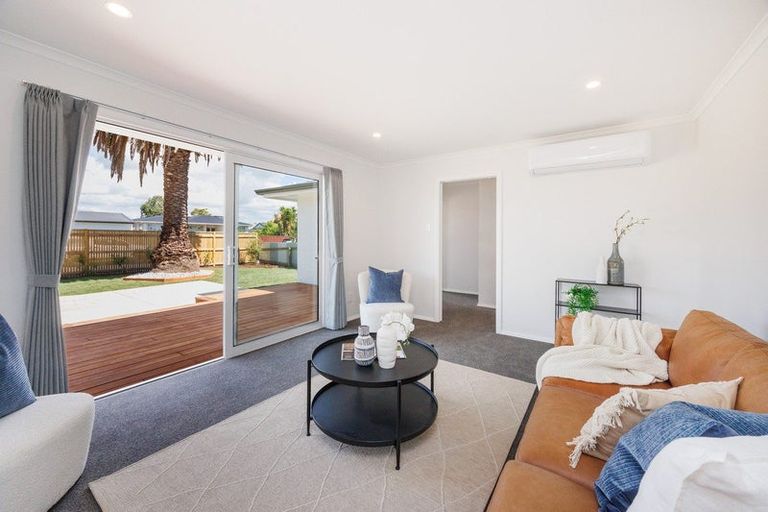 Photo of property in 5 Belvedere Crescent, Takaro, Palmerston North, 4412