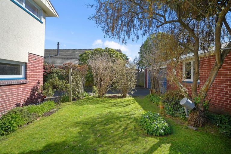 Photo of property in 42 Arlington Street, Burnside, Christchurch, 8053