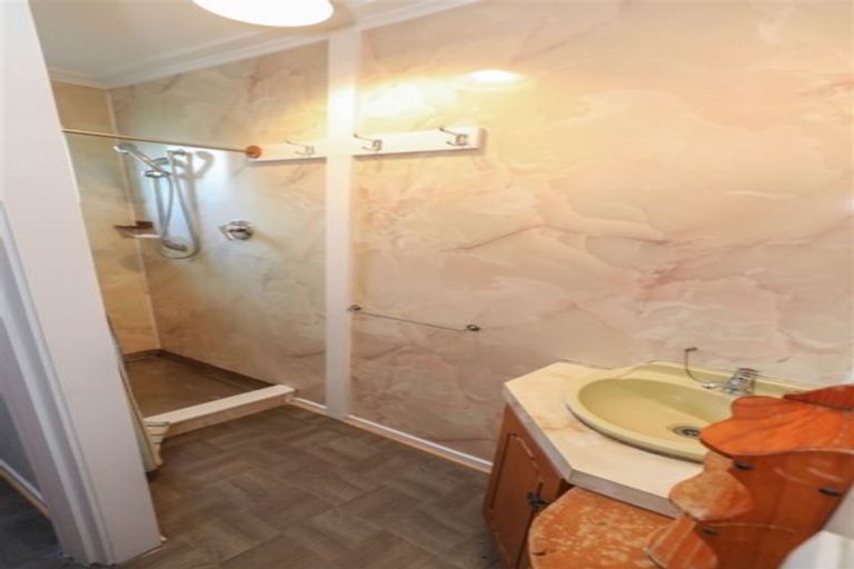 Photo of property in 148 Hakanoa Street, Huntly, 3700