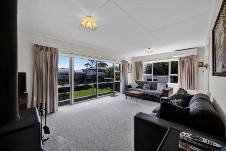 Photo of property in 37 Clifton Drive, Waitara, 4320