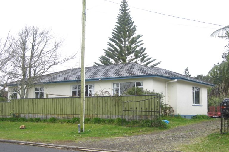Photo of property in 91 Carthew Street, Okato, 4335