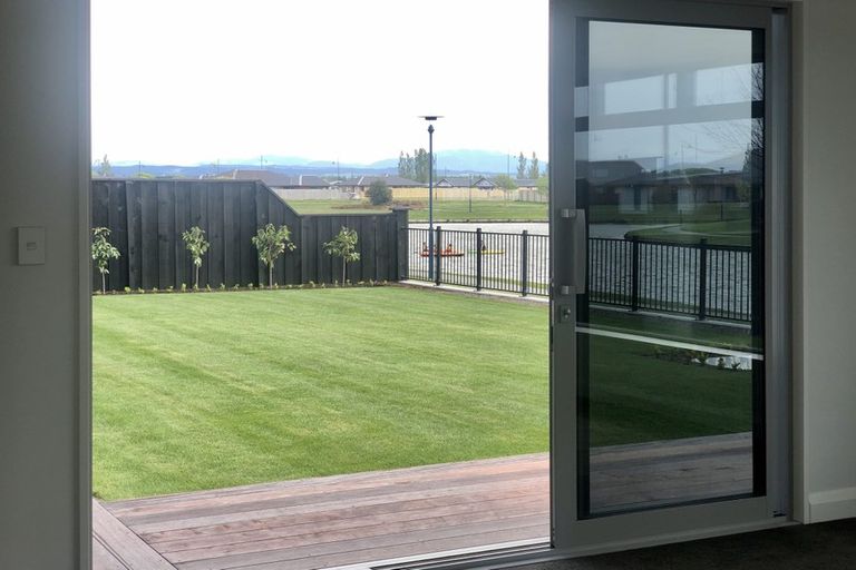 Photo of property in 73 The Esplanade, Pegasus, 7612