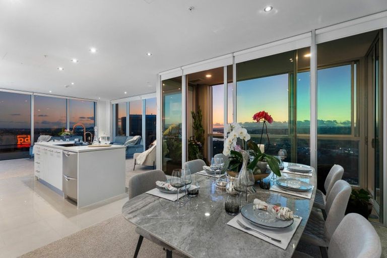 Photo of property in Sentinel Apartments, 1903/3 Northcroft Street, Takapuna, Auckland, 0622