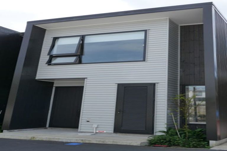Photo of property in 27 Houhere Street, Paraparaumu, 5032