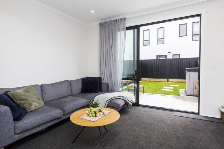 Photo of property in 7 Green Lane, Wallaceville, Upper Hutt, 5018