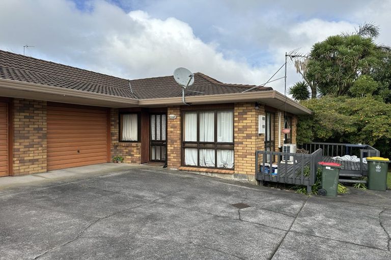 Photo of property in 6 Orangewood Drive, Northpark, Auckland, 2013