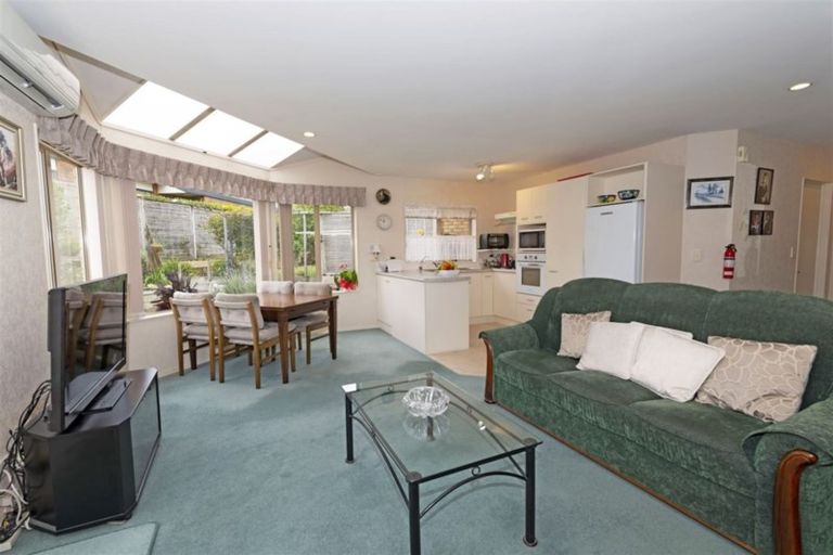 Photo of property in 29/169 Sturges Road, Henderson, Auckland, 0612