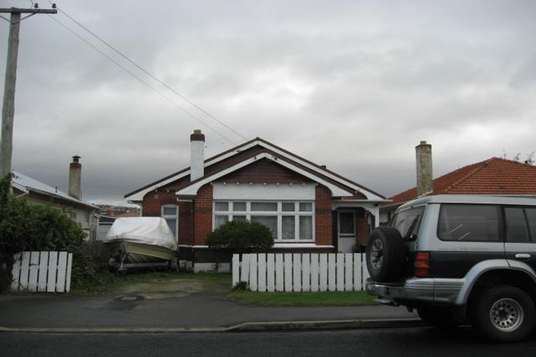Photo of property in 216 Bay View Road, South Dunedin, Dunedin, 9012