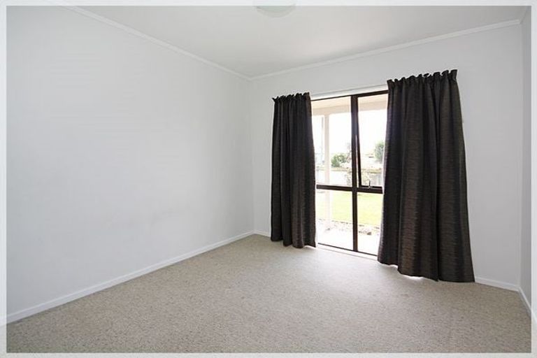 Photo of property in 58 Edinburgh Terrace, Foxton Beach, Foxton, 4815