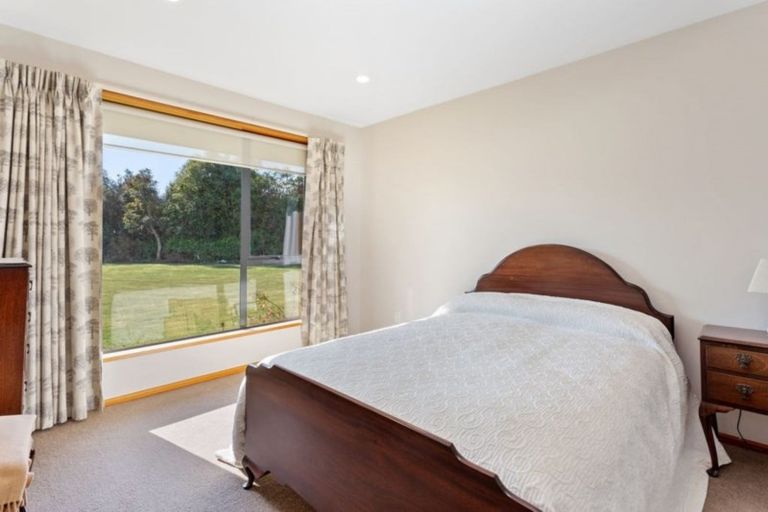 Photo of property in 4 Cedar Place, Amberley, 7410