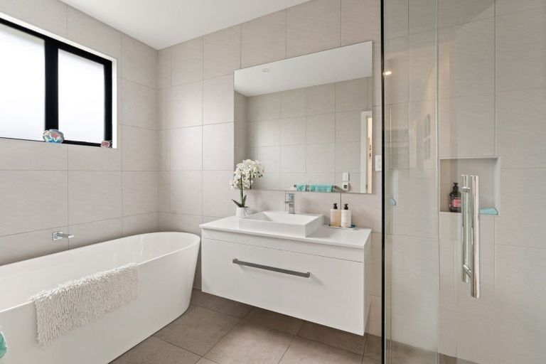 Photo of property in 15 Carrick Place, Mosgiel, 9024