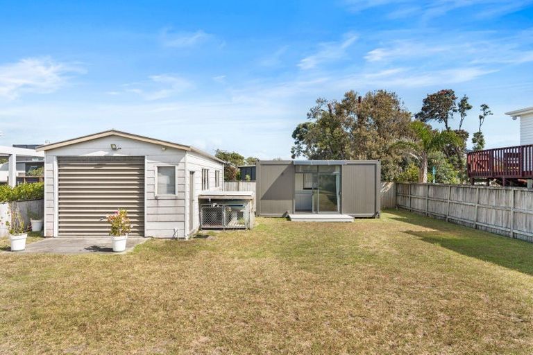 Photo of property in 620 Ocean Road, Whangamata, 3620