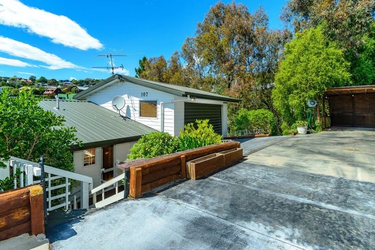 Photo of property in 107 Mount Pleasant Road, Mount Pleasant, Christchurch, 8081