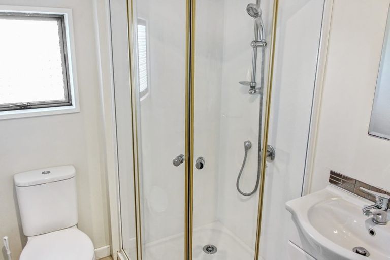 Photo of property in 117 Prestons Road, Redwood, Christchurch, 8051