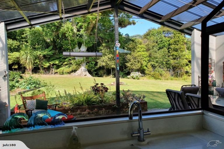 Photo of property in 30 Driving Creek Road, Coromandel, 3506